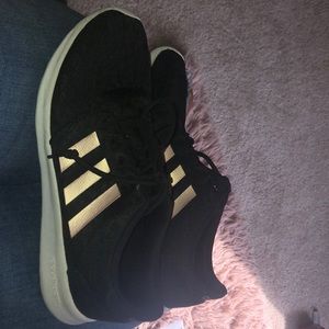 Adidas CloudFoam Tennis Shoes